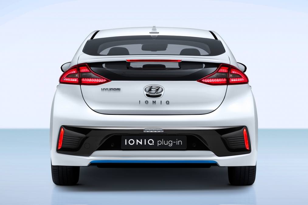 2017 Hyundai FE Concept