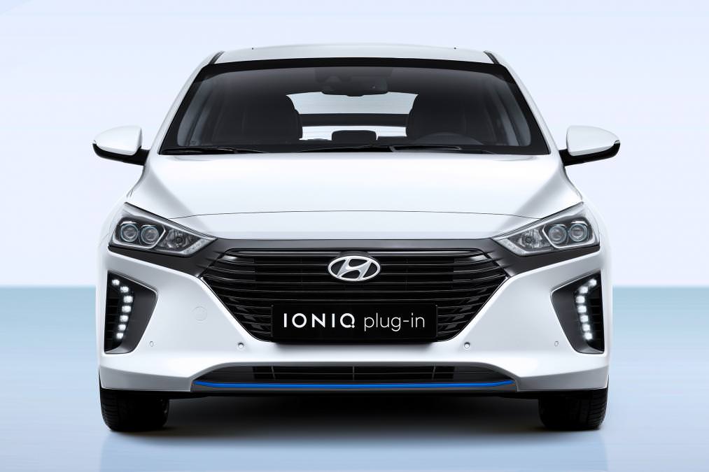 2017 Hyundai FE Concept