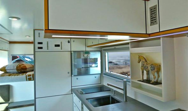 Dışı zırhlı kamyon içi rezidans 