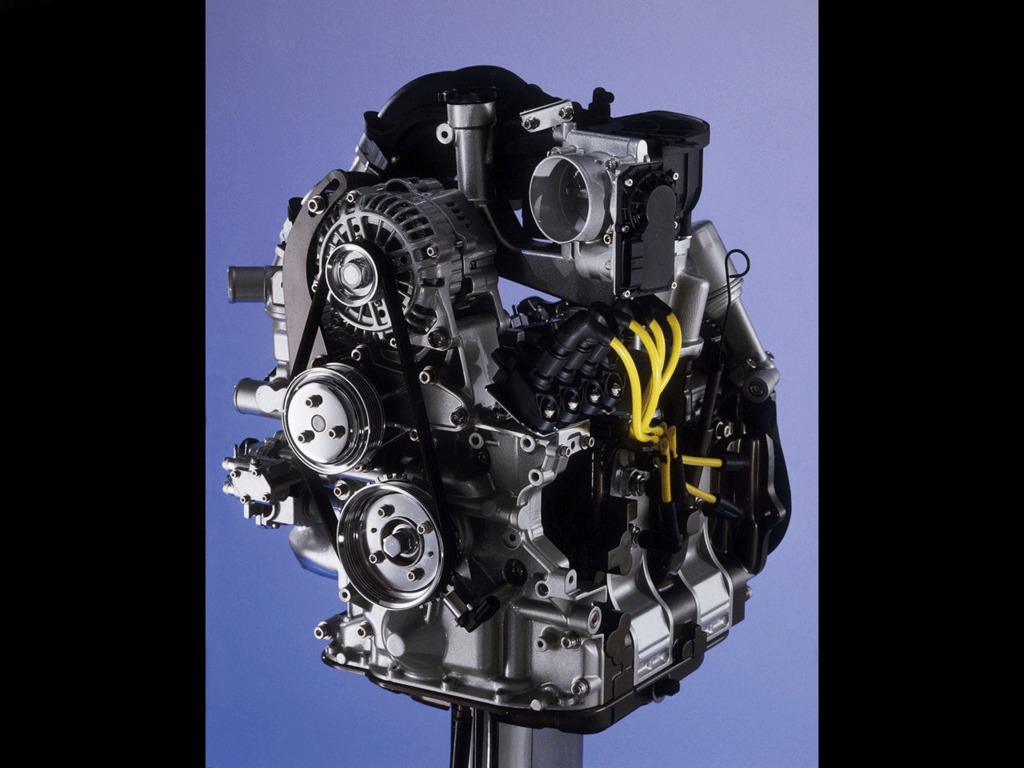 Çok yakıyor dedi, Renault motoru  taktı