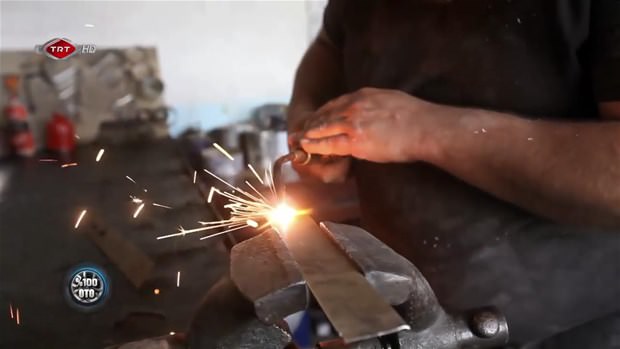 Fransız otomobilini İtalyan’a dönüştürdüler