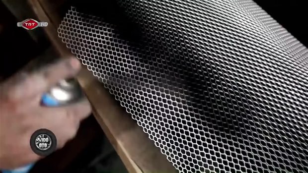 Fransız otomobilini İtalyan’a dönüştürdüler