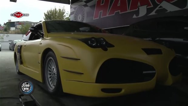 Fransız otomobilini İtalyan’a dönüştürdüler