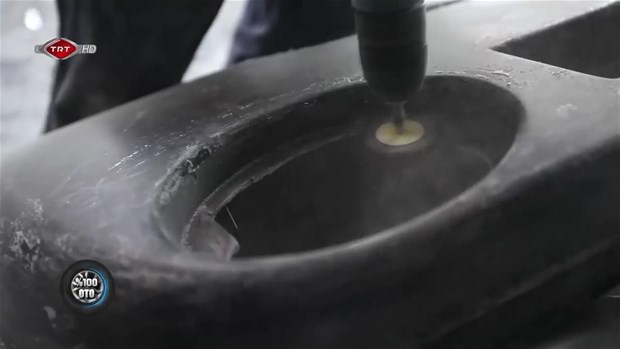 Fransız otomobilini İtalyan’a dönüştürdüler