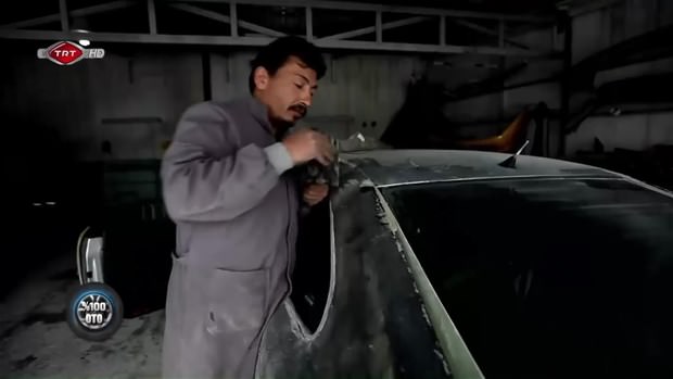 Fransız otomobilini İtalyan’a dönüştürdüler