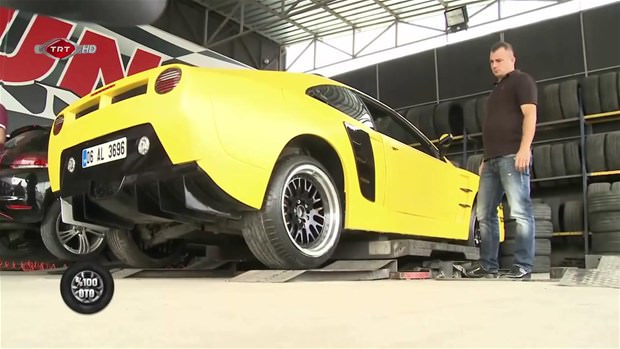 Fransız otomobilini İtalyan’a dönüştürdüler