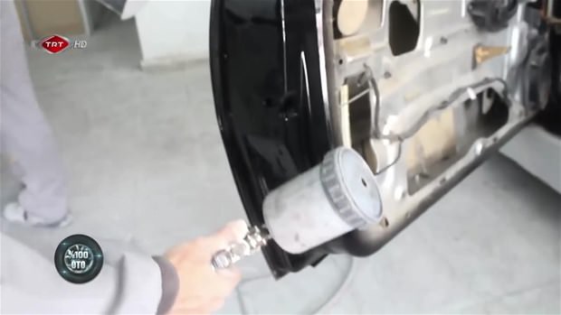 Fransız otomobilini İtalyan’a dönüştürdüler