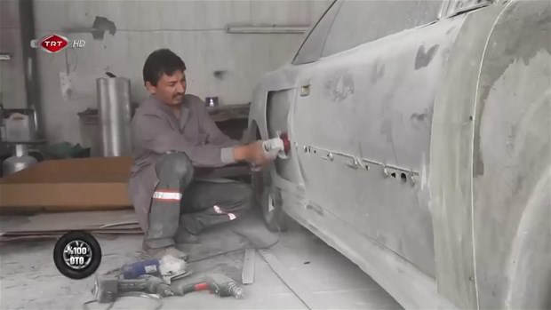 Fransız otomobilini İtalyan’a dönüştürdüler