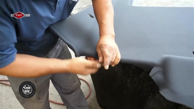 Fransız otomobilini İtalyan’a dönüştürdüler