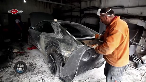 Fransız otomobilini İtalyan’a dönüştürdüler