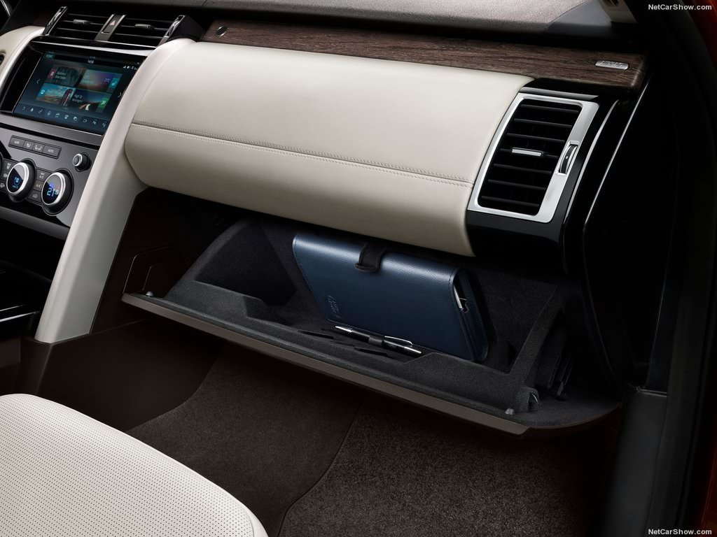 Yeni Land Rover Discovery Türkiye’de satışa sunuldu