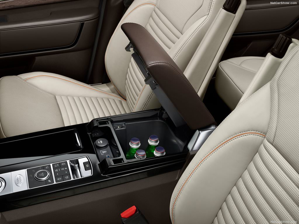 Yeni Land Rover Discovery Türkiye’de satışa sunuldu