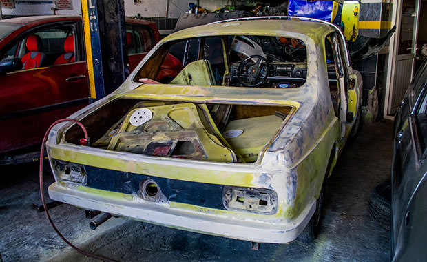 1977 model efsane Anadol'u sıfırdan topladı