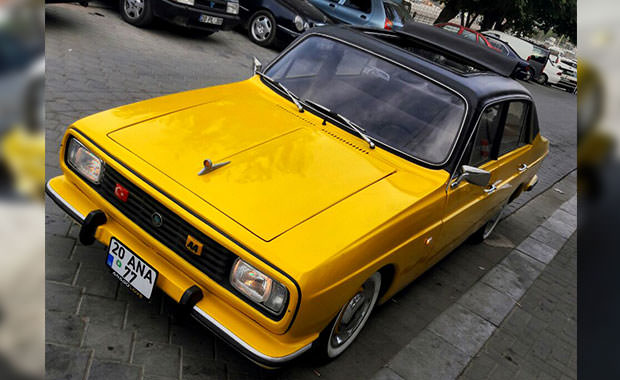 1977 model efsane Anadol'u sıfırdan topladı