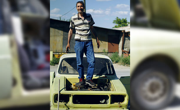 1977 model efsane Anadol'u sıfırdan topladı