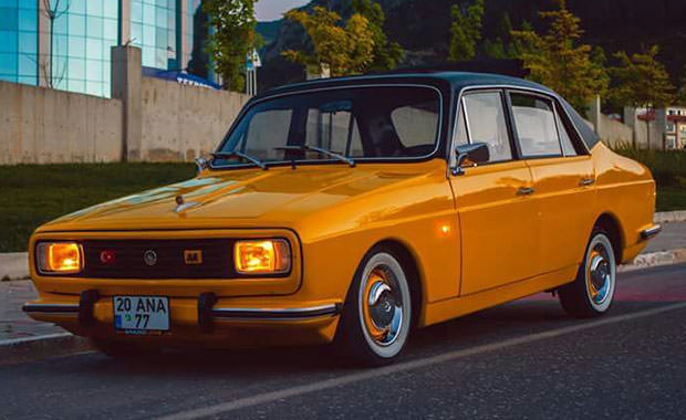 1977 model efsane Anadol'u sıfırdan topladı