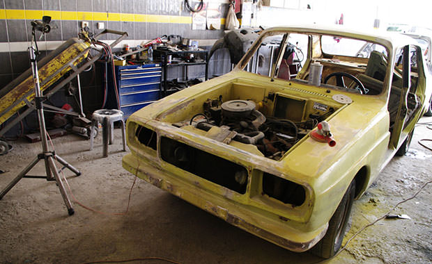1977 model efsane Anadol'u sıfırdan topladı