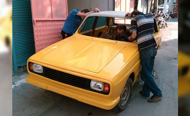 1977 model efsane Anadol'u sıfırdan topladı