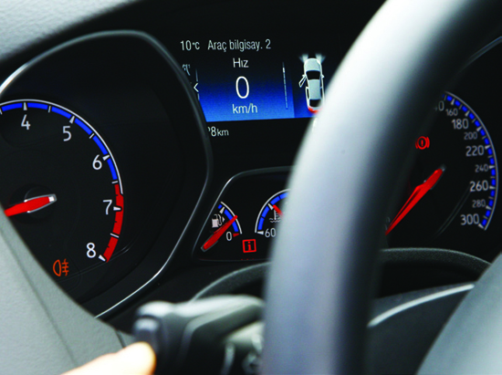 TEST · Ford Focus RS