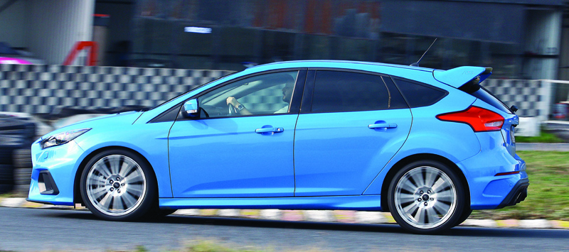 TEST · Ford Focus RS