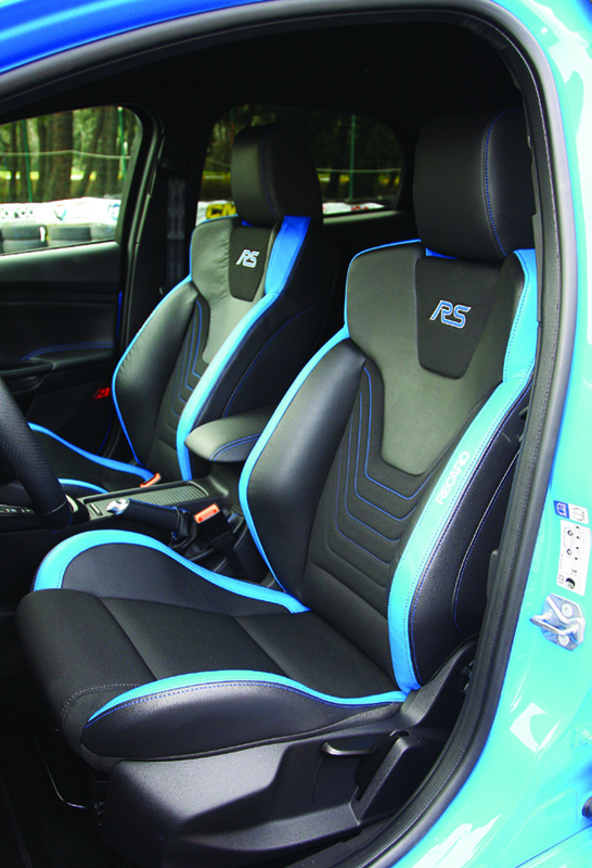 TEST · Ford Focus RS