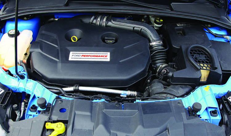TEST · Ford Focus RS