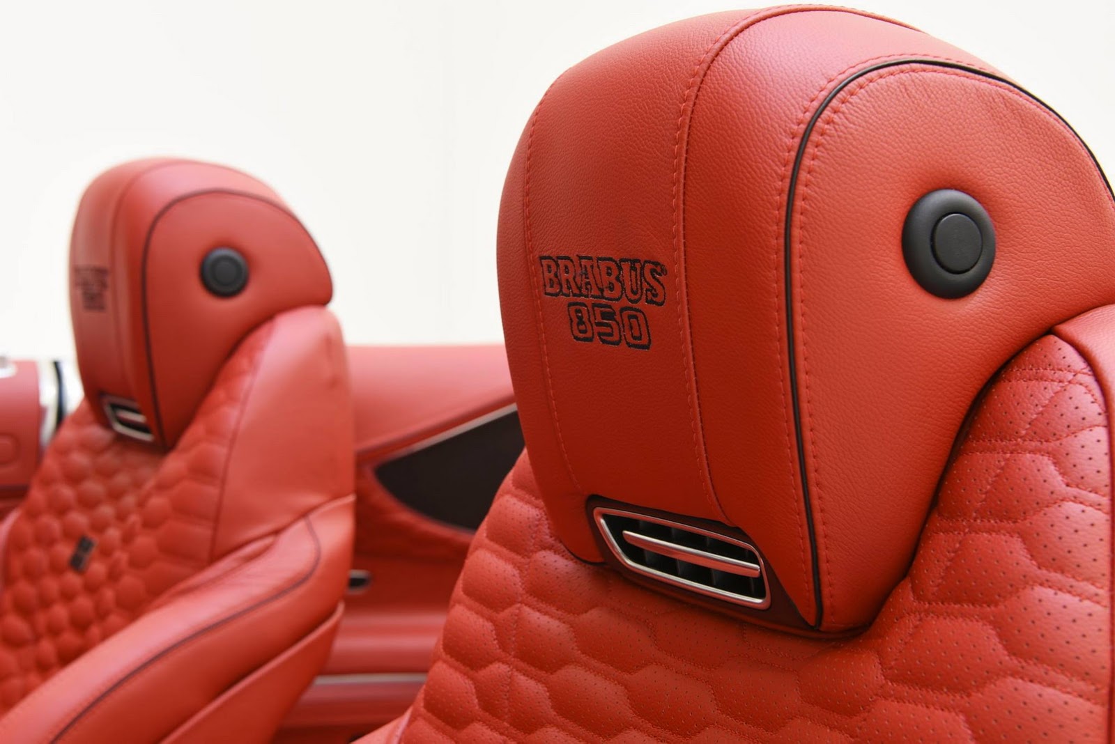 Brabus 850 Cabrio ortaya çıktı