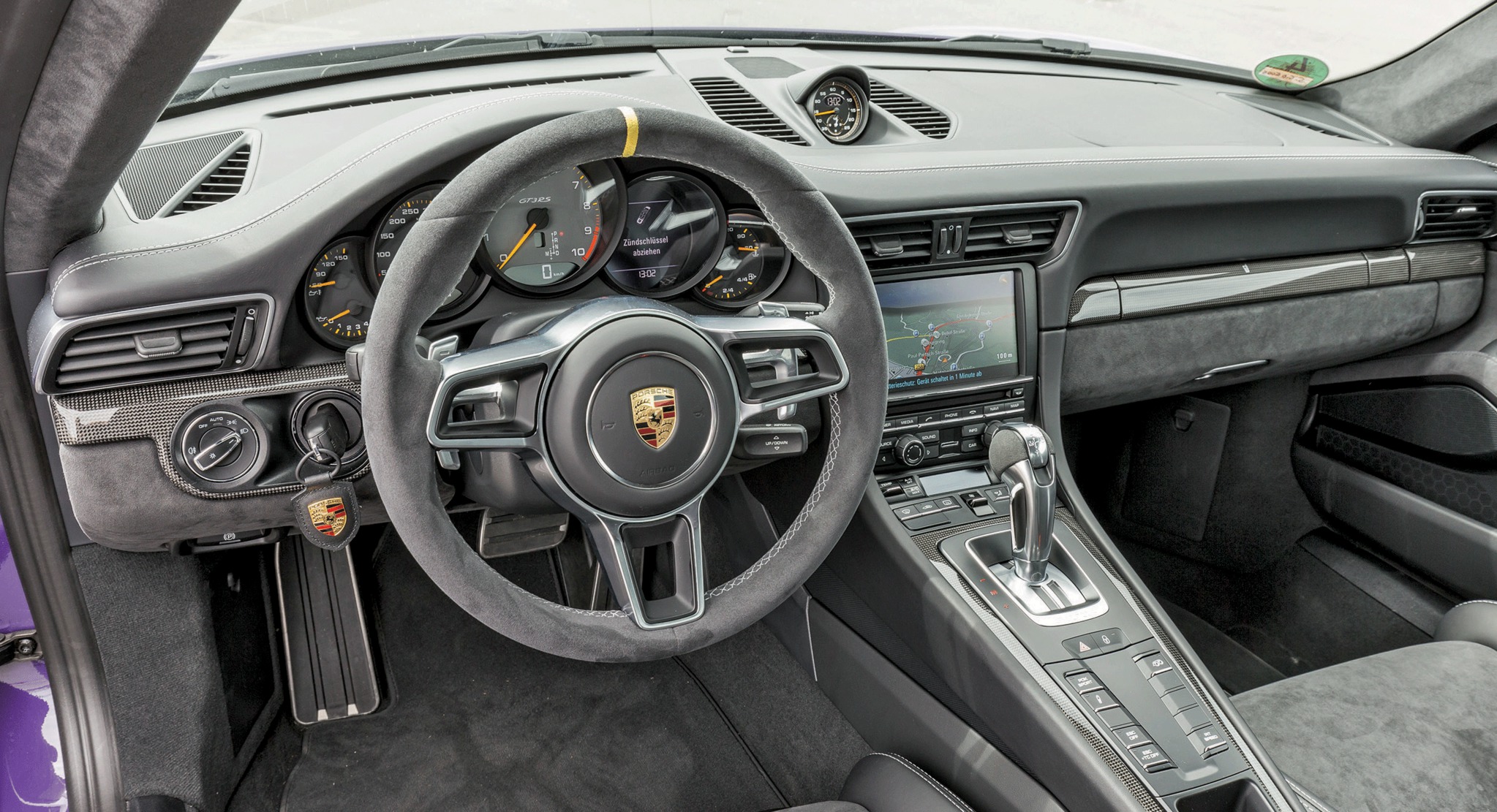 KARŞILAŞTIRMA · BMW M4 GTS, PORSCHE GT3 RS