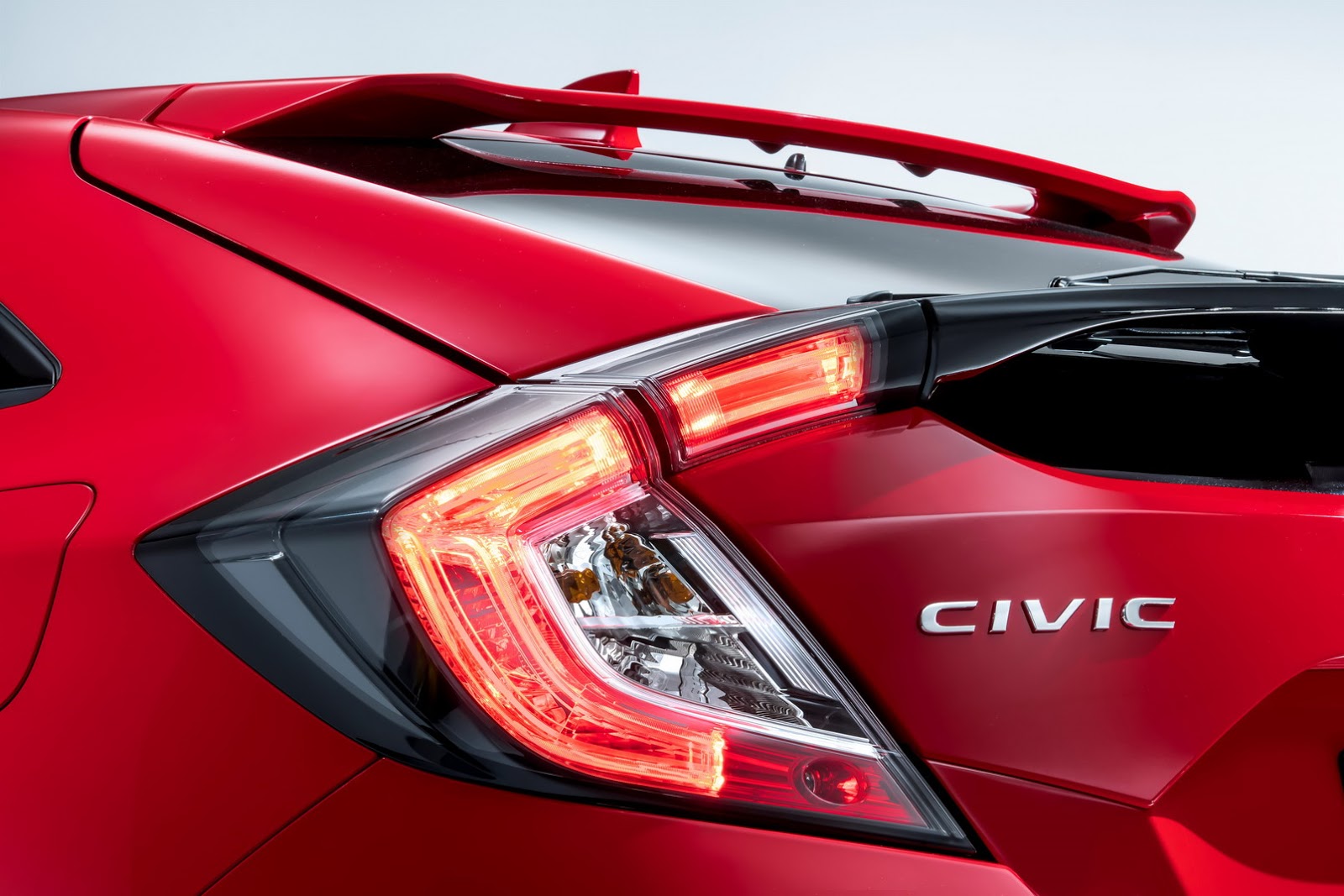Yeni Civic Hatchback’in fiyatı belli oldu
