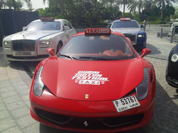 İşte Dubai'nin Süper Lüks Taksileri !