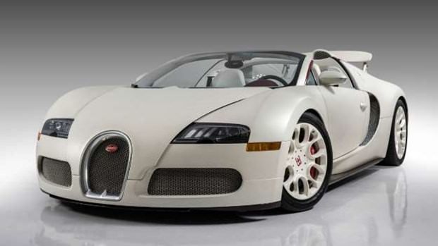 Floyd Mayweather lüks otomobilini satıyor