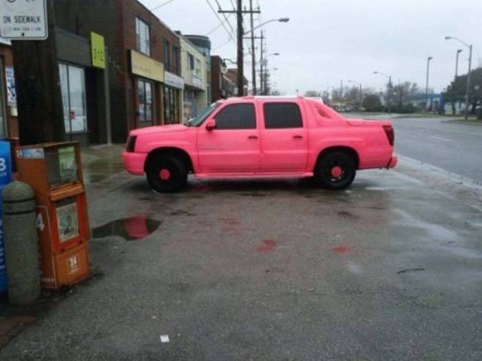 Yollarda görebileceğiniz en çirkin araçlar!  