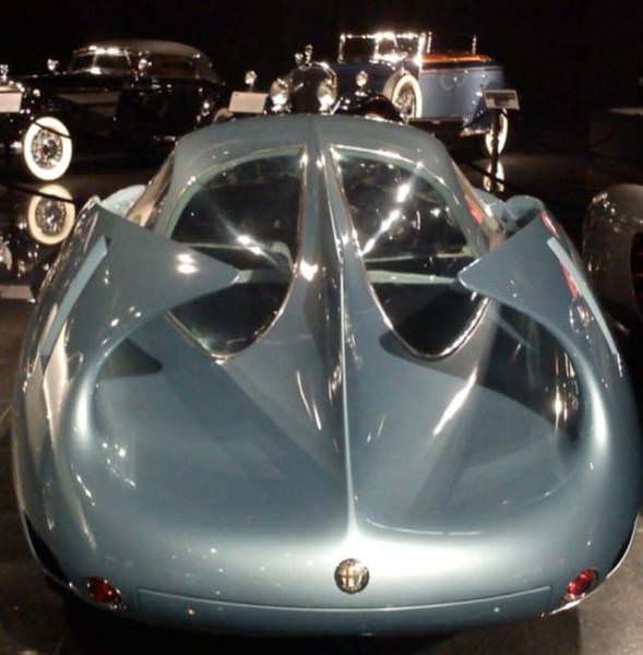 Yollarda görebileceğiniz en çirkin araçlar!  