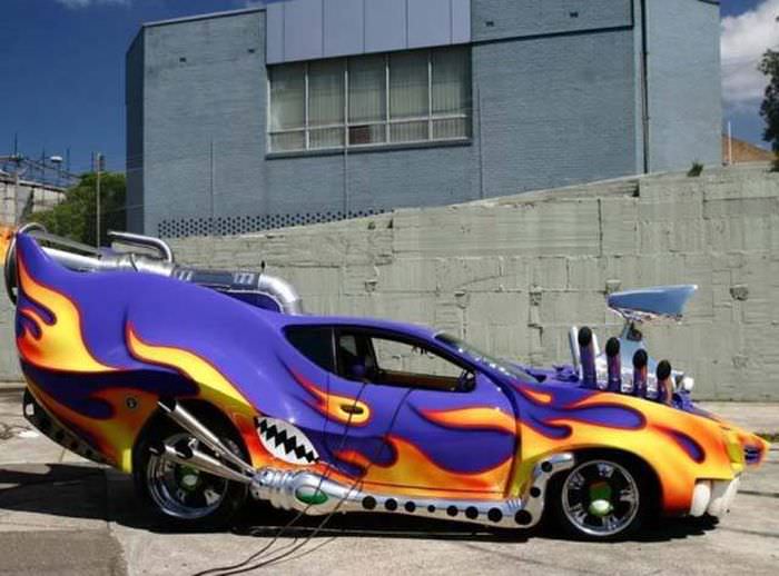 Yollarda görebileceğiniz en çirkin araçlar!  