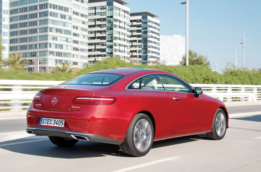 TEST · Mercedes-Benz E 220 d Coupe