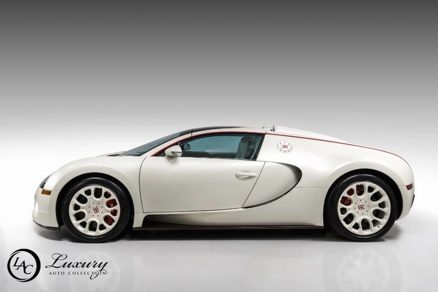 Ünlü boksör Bugatti Veyron’larını satıyor