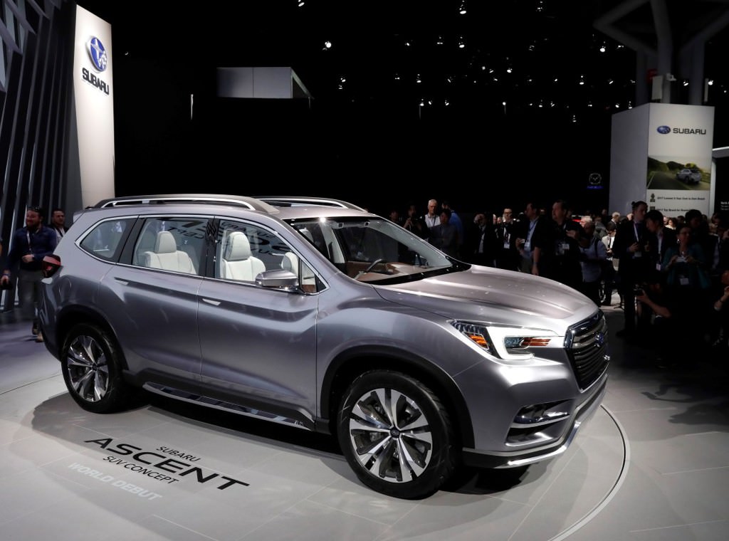 2017 Subaru Ascent SUV Concept  