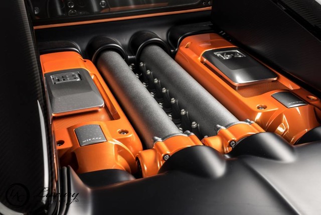 Ünlü boksör Bugatti Veyron’larını satıyor