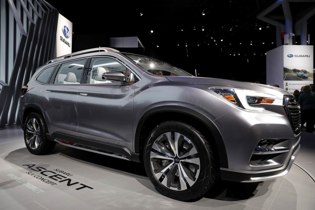 2017 Subaru Ascent SUV Concept  