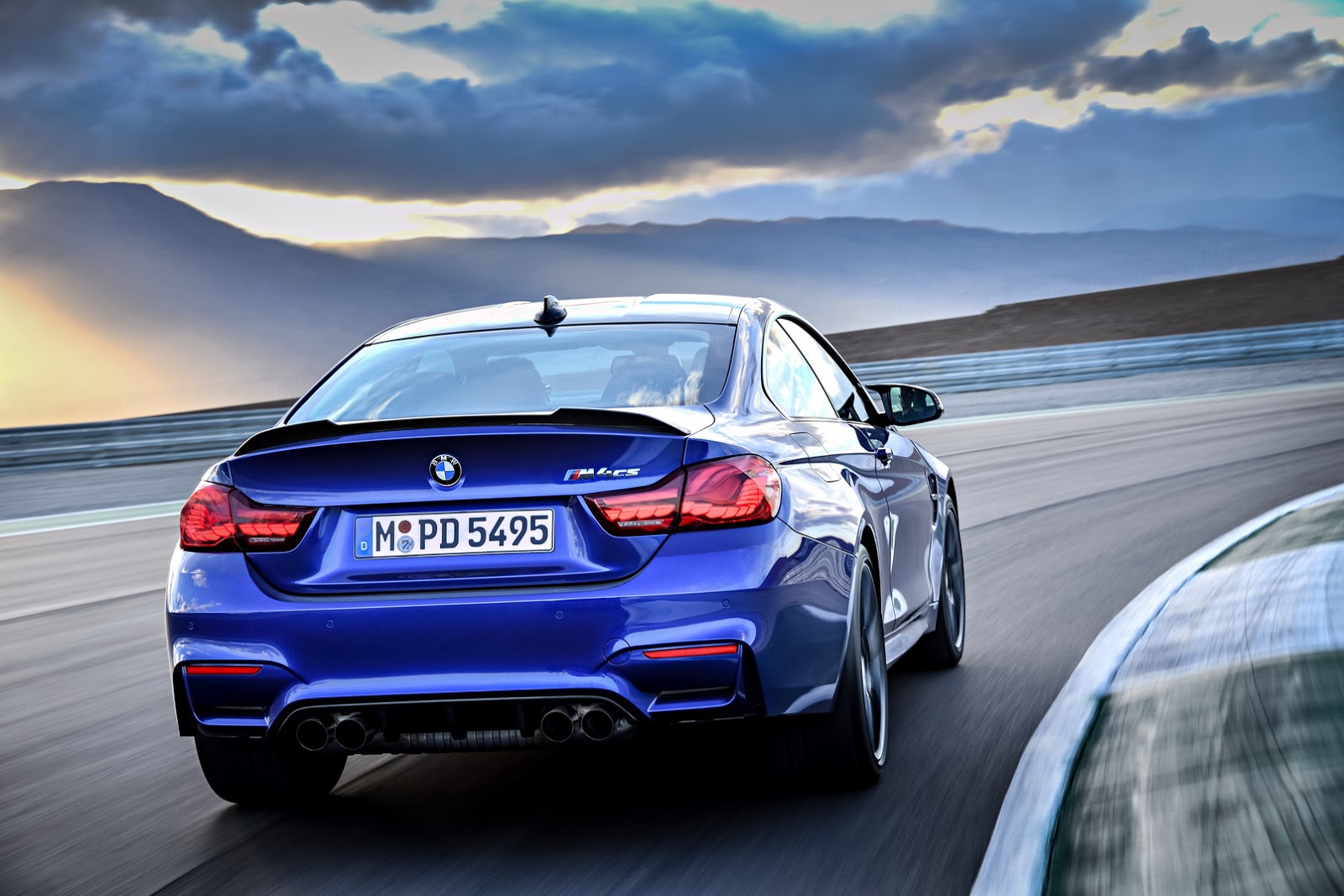  2018 BMW M4 CS