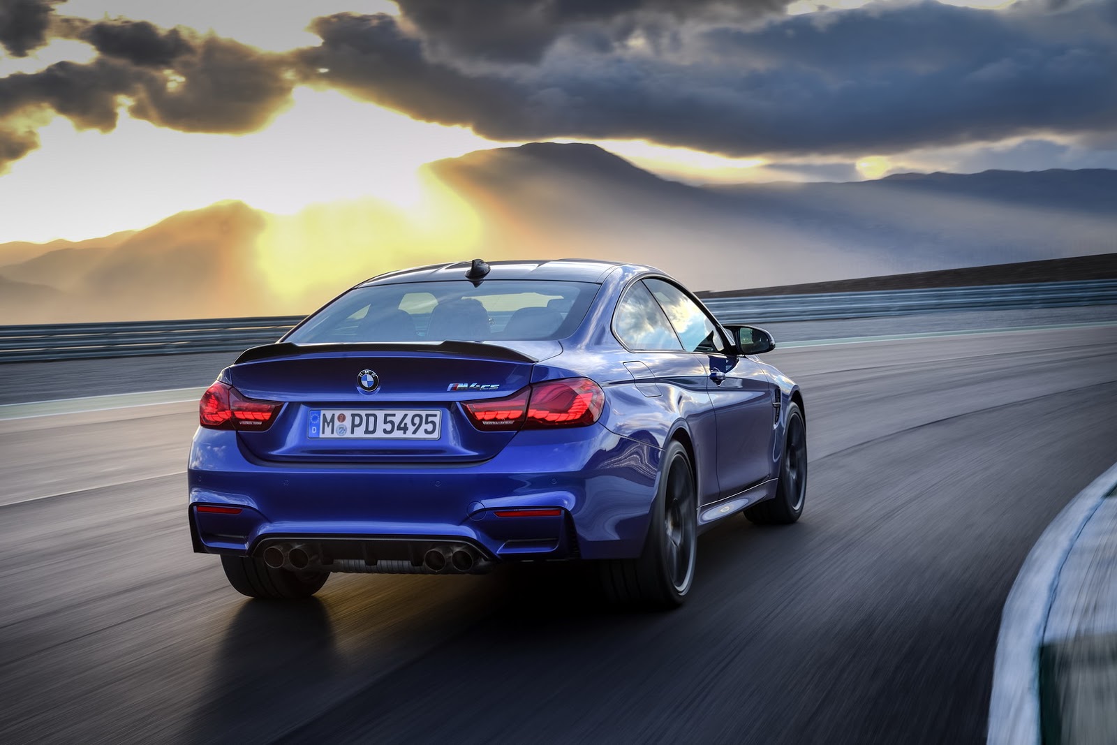  2018 BMW M4 CS