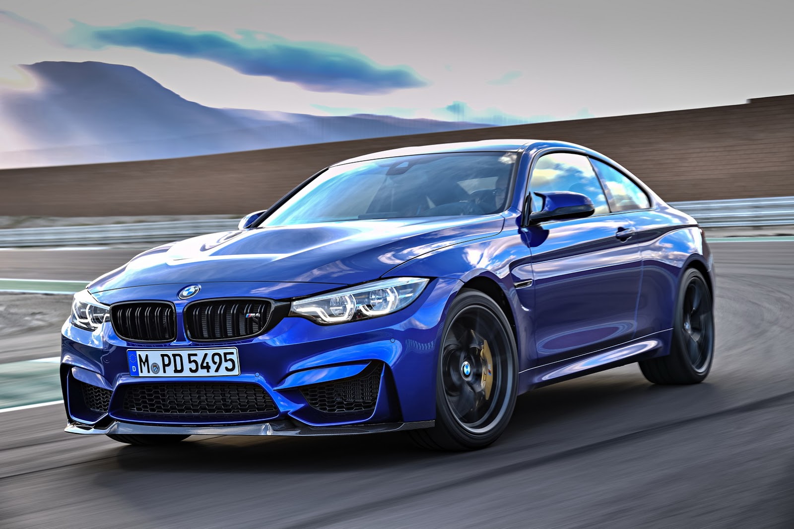 2018 BMW M4 CS