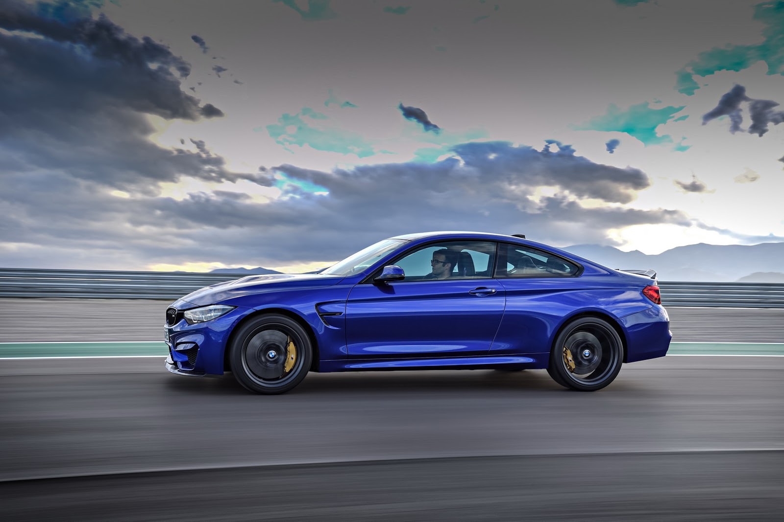 2018 BMW M4 CS