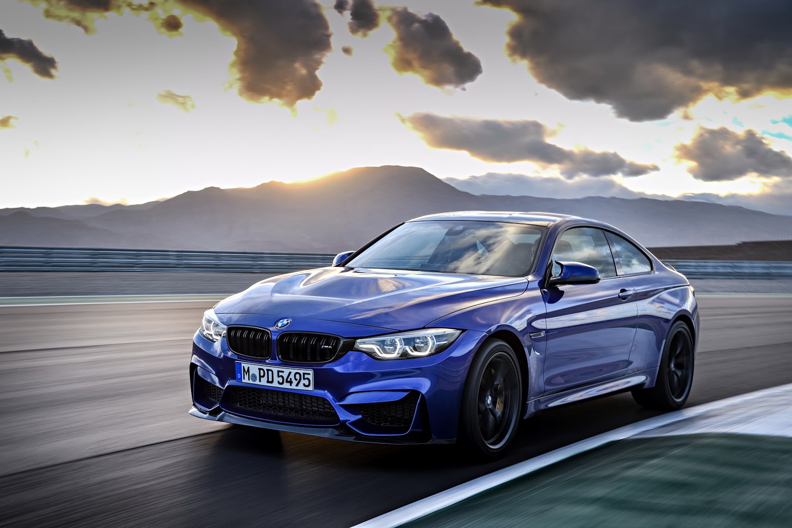  2018 BMW M4 CS