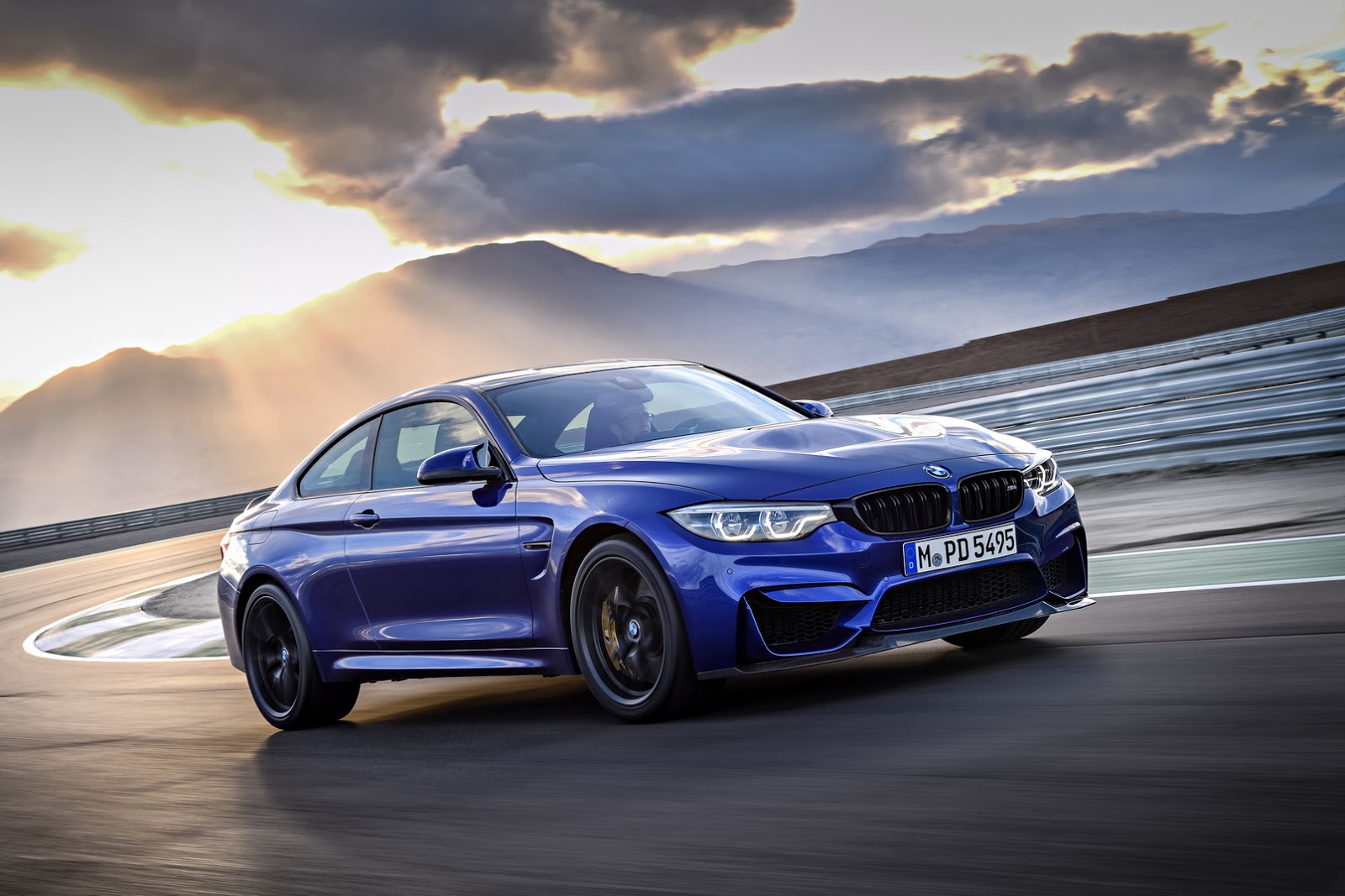  2018 BMW M4 CS