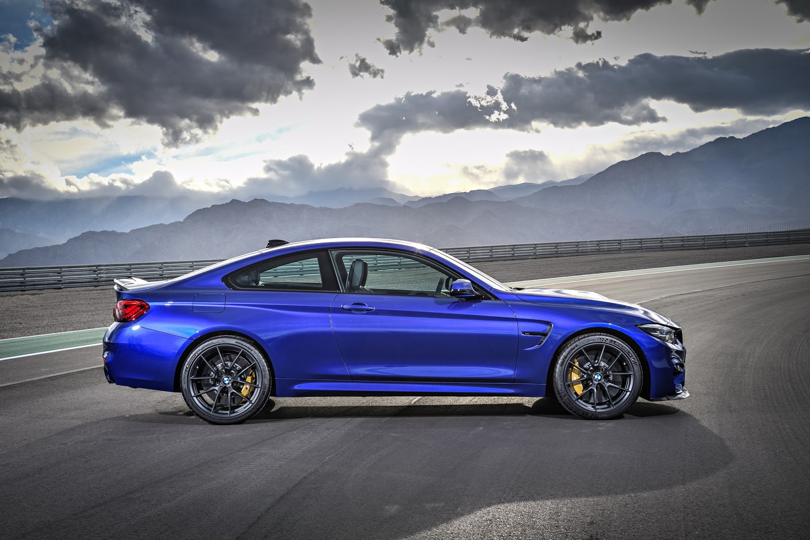2018 BMW M4 CS