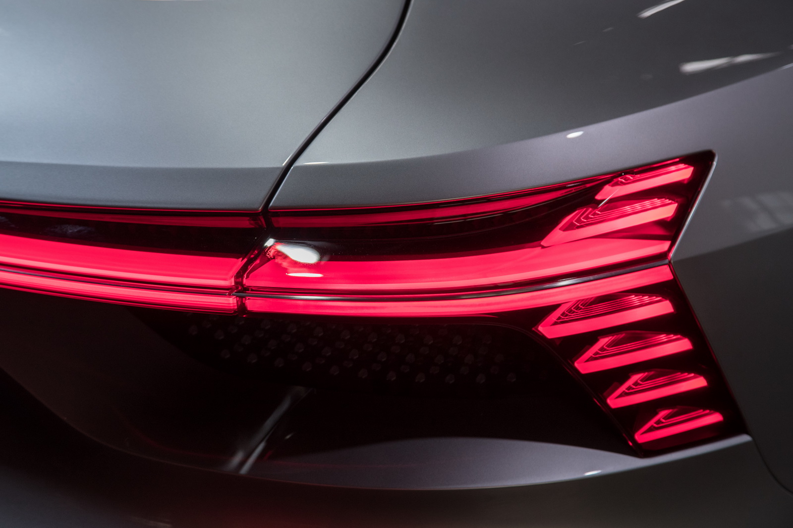 2017 Audi e-tron Sportback Concept