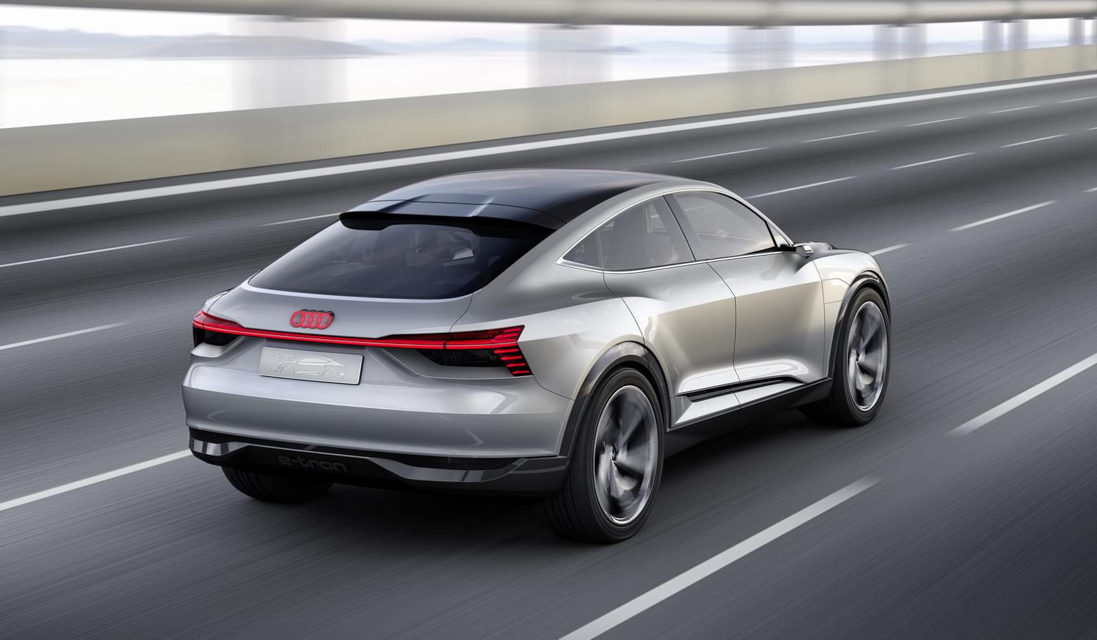 2017 Audi e-tron Sportback Concept
