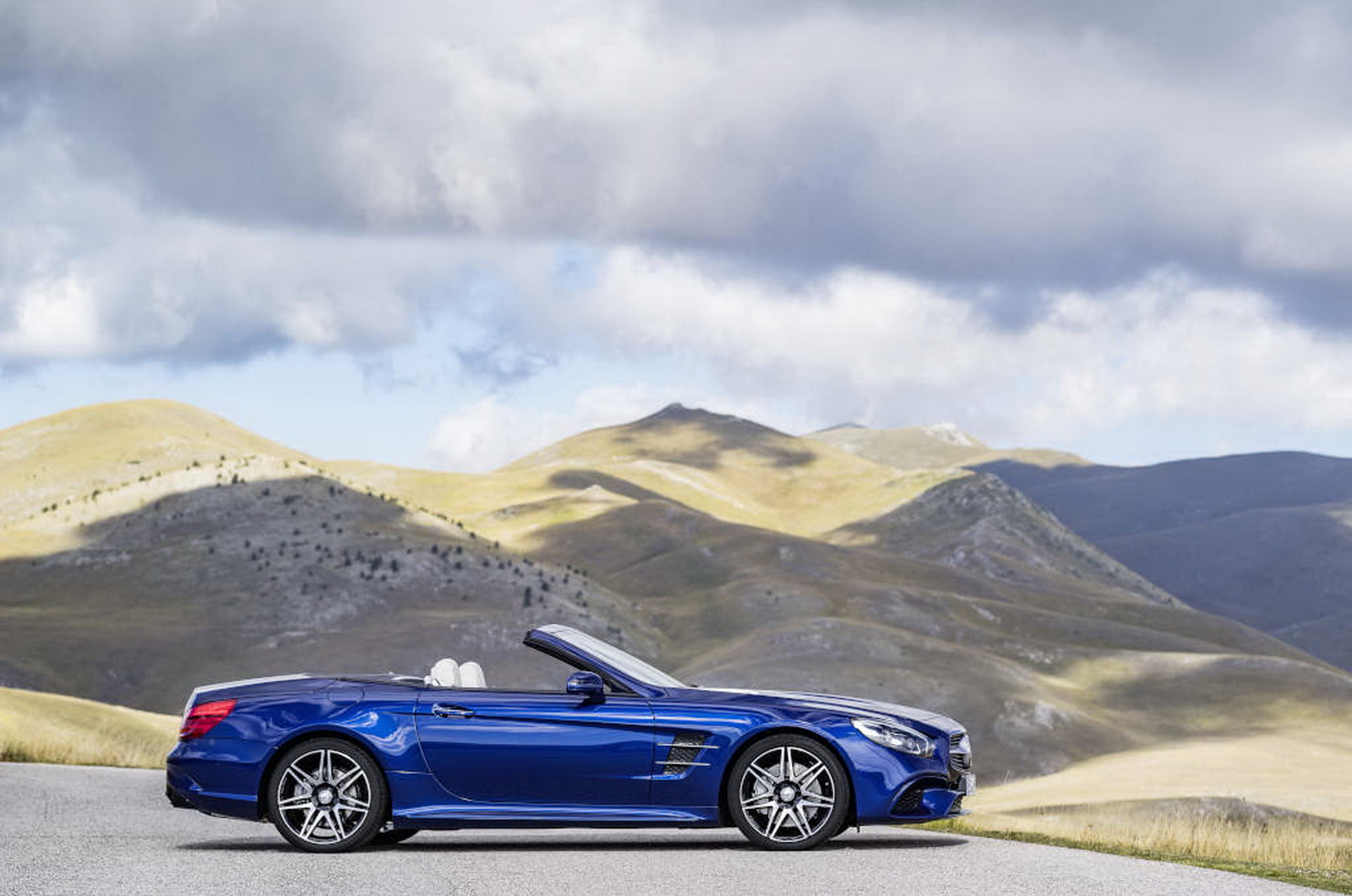 2017 Mercedes-Benz SL