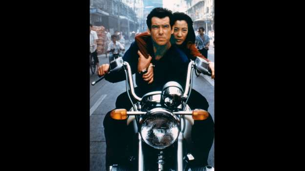 James Bond filmlerinde kullanılan otomobiller